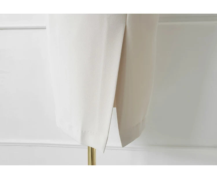Robe Portefeuille Blanche chez robeportefeuille.com