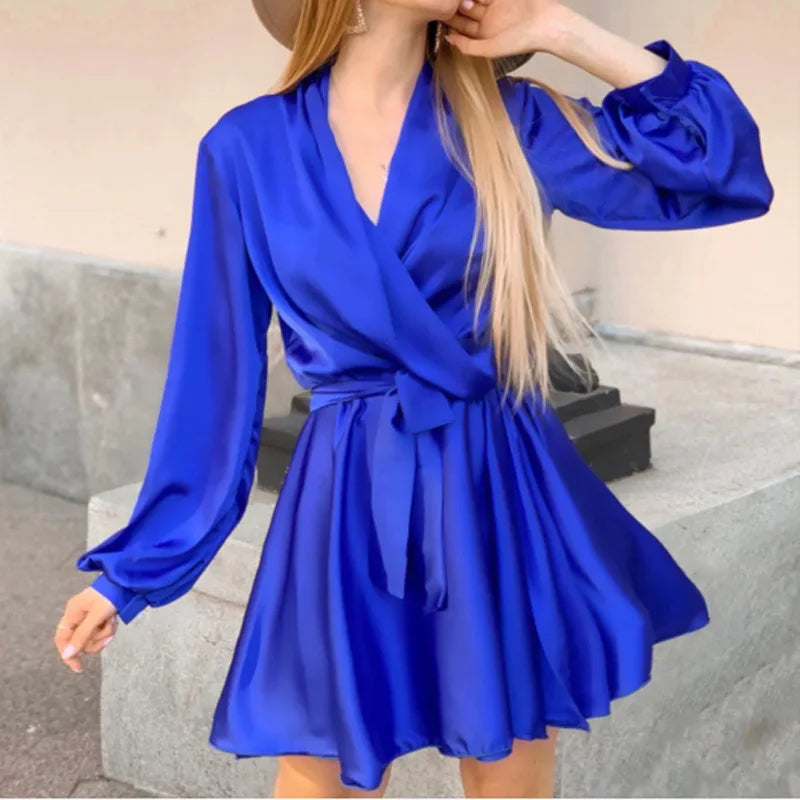 Robe Portefeuille Satin Bleu chez robeportefeuille.com