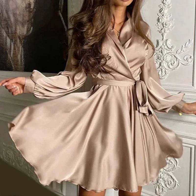 Robe Portefeuille Satin Beige chez robeportefeuille.com